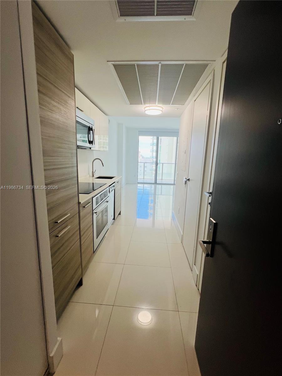 BRICKELLHOUSE CONDO - Residential