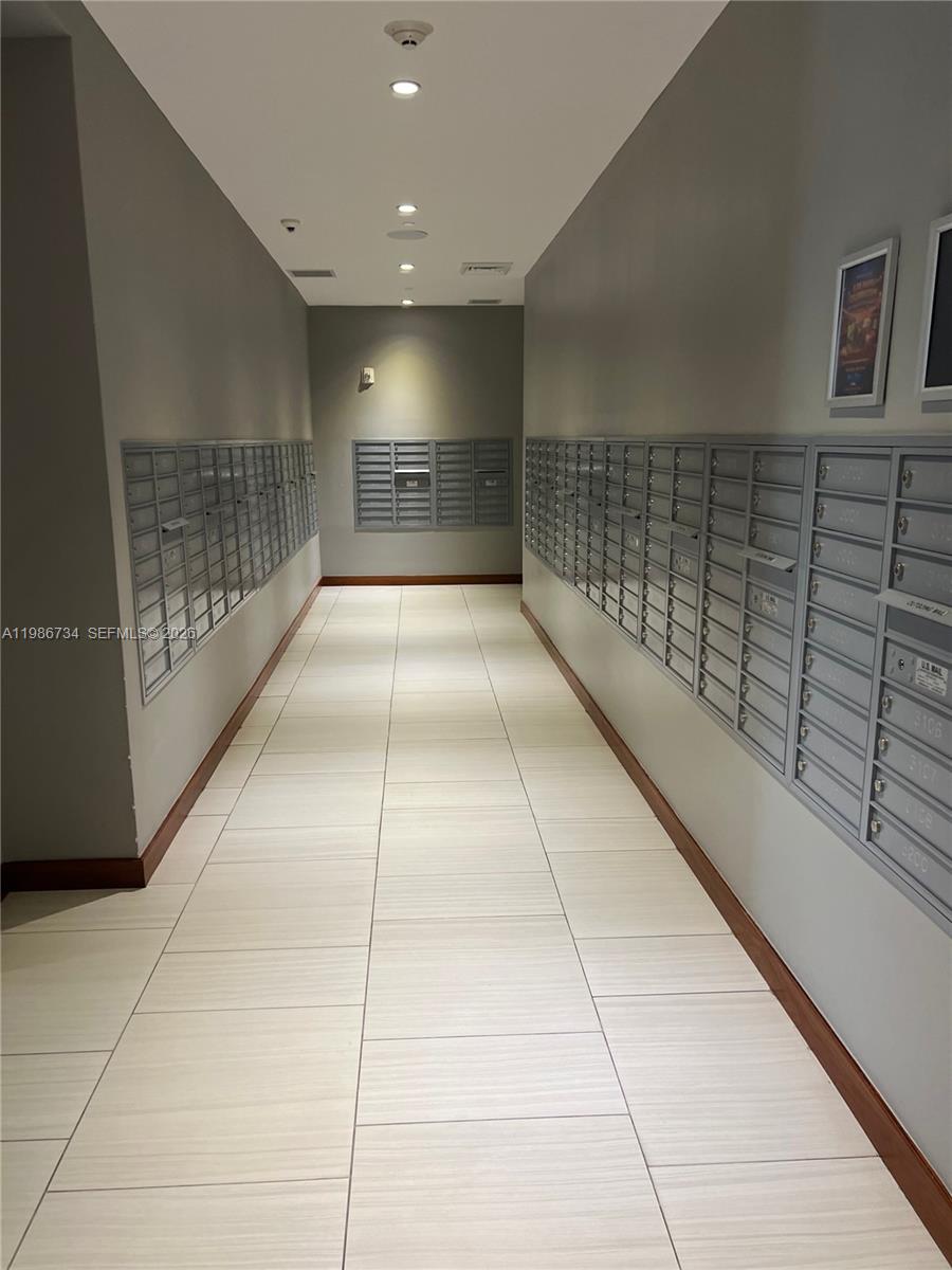BRICKELLHOUSE CONDO - Residential
