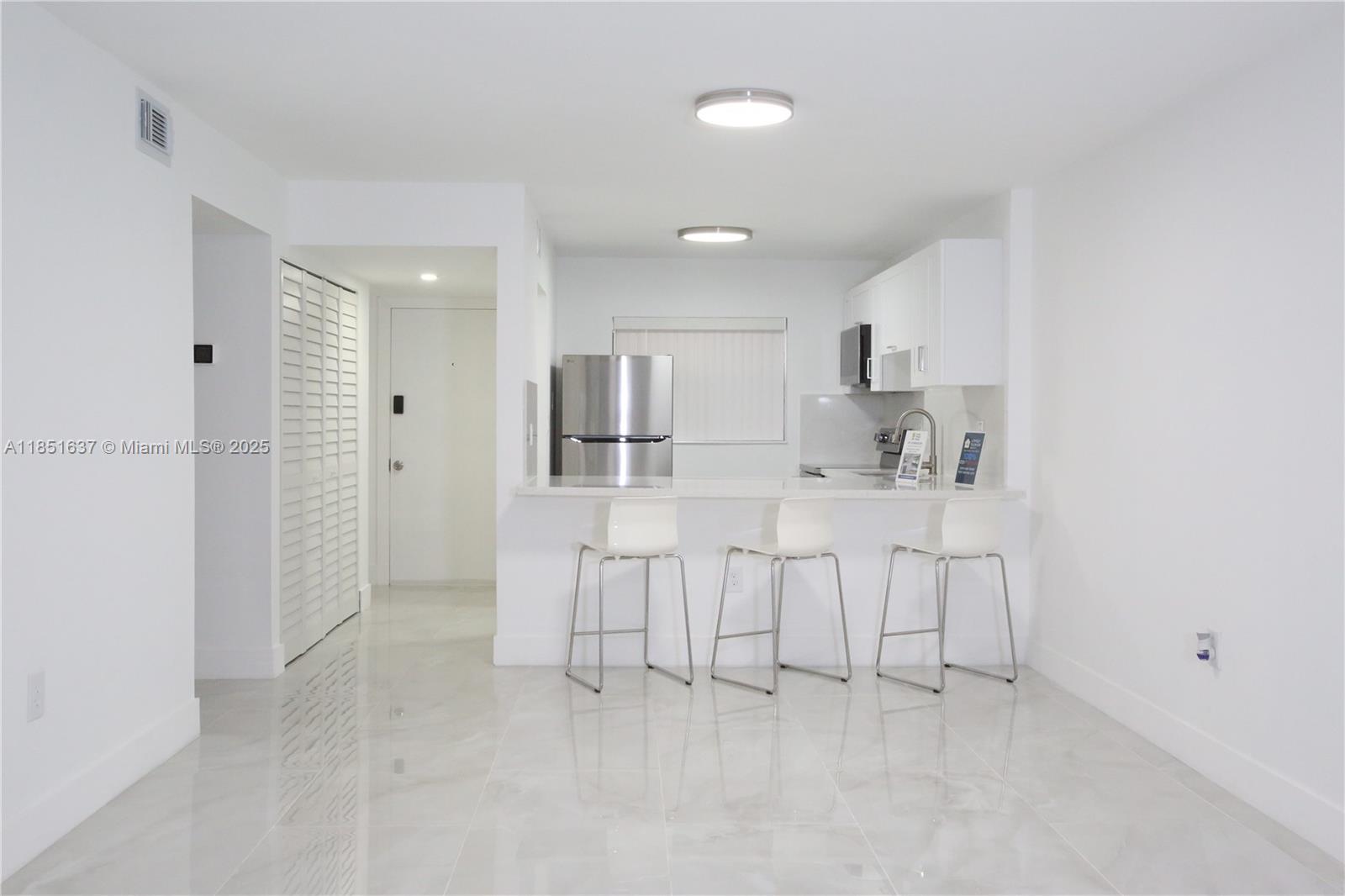 510 W Park Dr 105