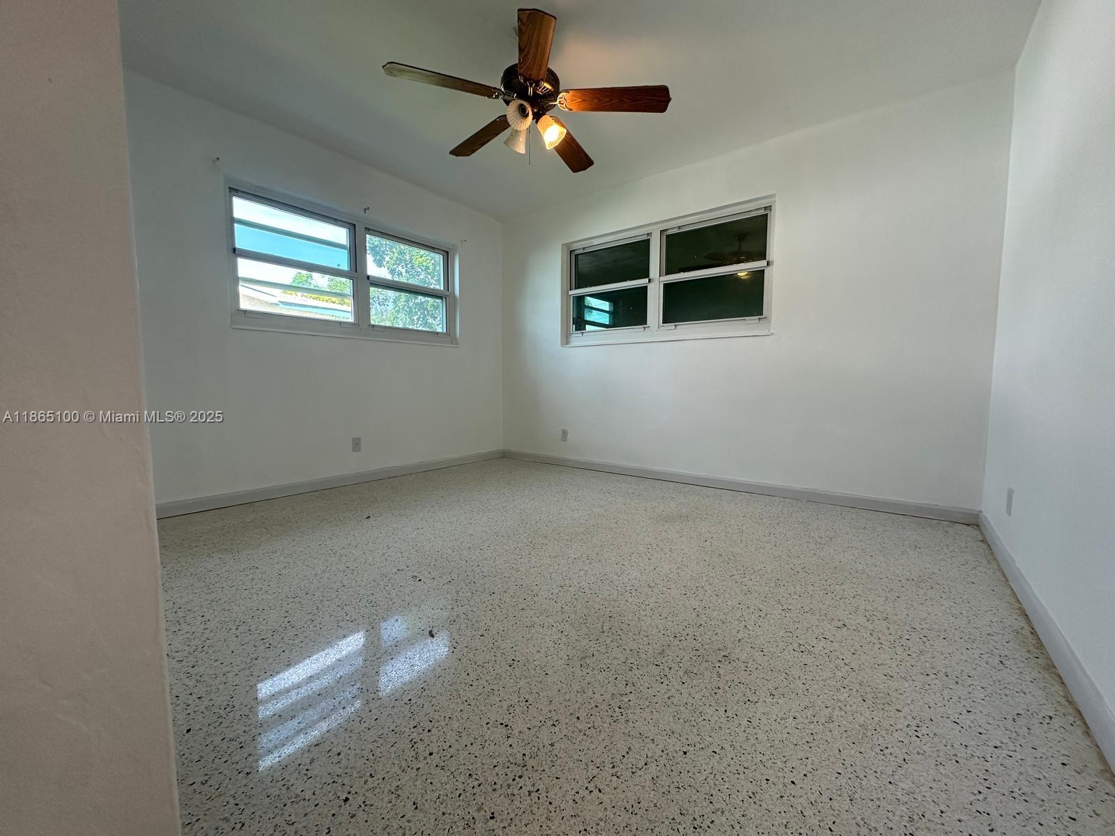 DAVIS ISLES - Residential Lease