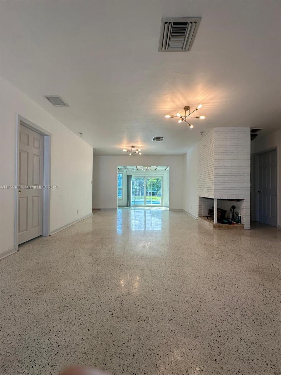 DAVIS ISLES - Residential Lease