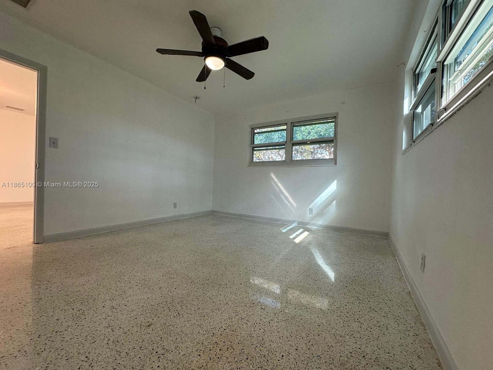 DAVIS ISLES - Residential Lease