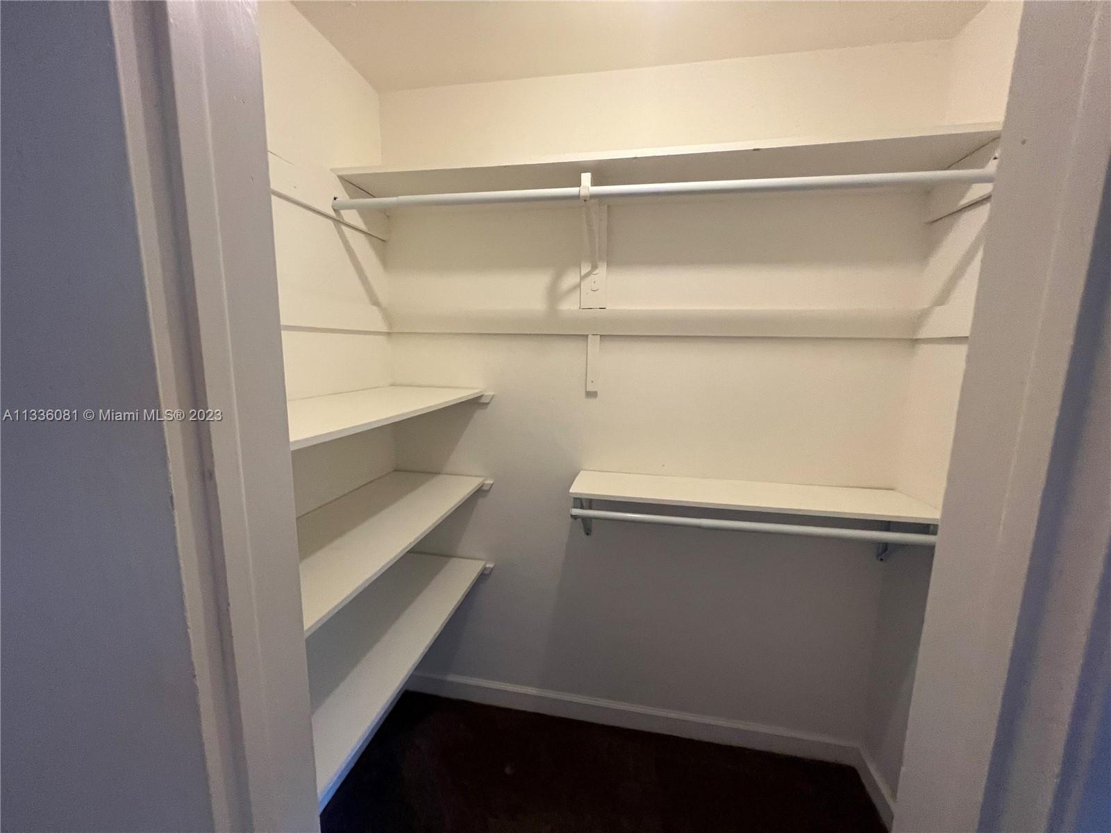 BEACHWAY ESTATES - Residential Lease