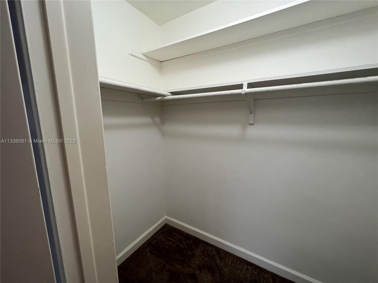 BEACHWAY ESTATES - Residential Lease