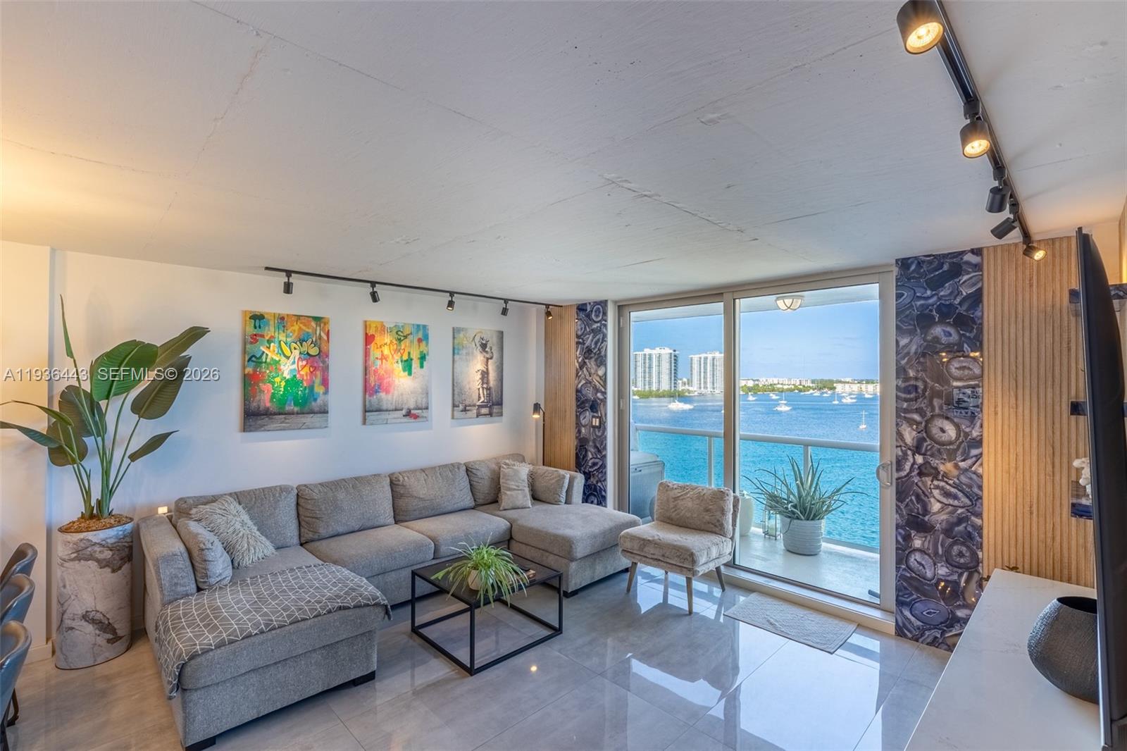 2841 NE 163rd St 1207