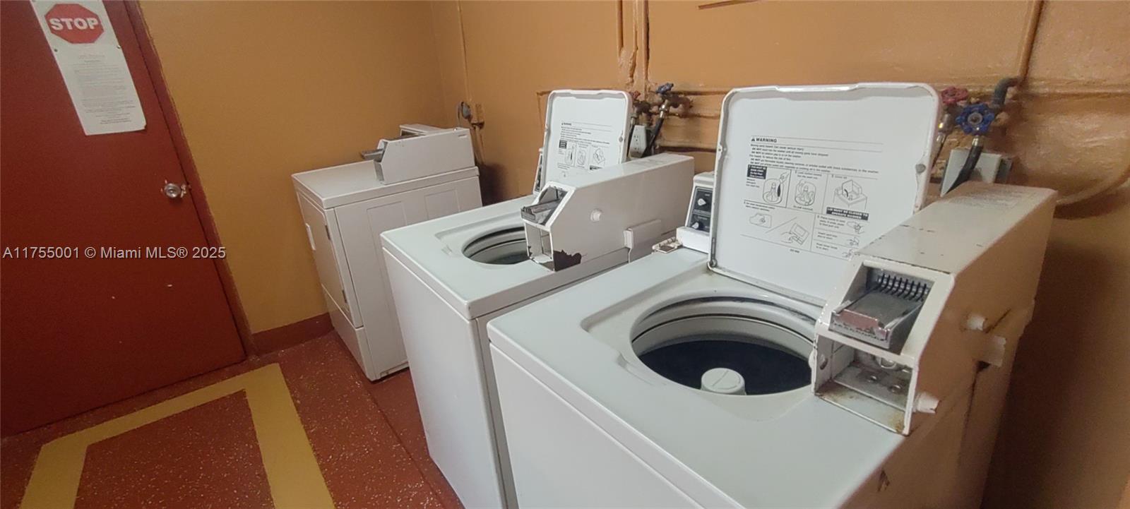 LA CASTELLANA CONDO - Residential