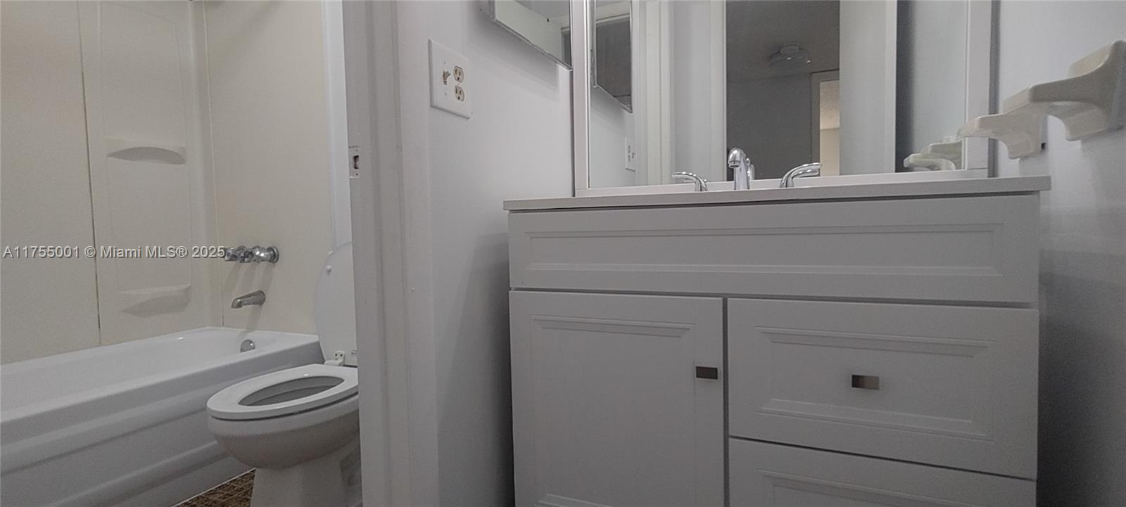 LA CASTELLANA CONDO - Residential