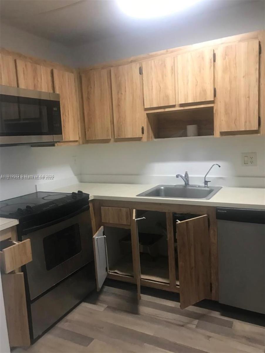 3231 NW 102nd Ter 3231