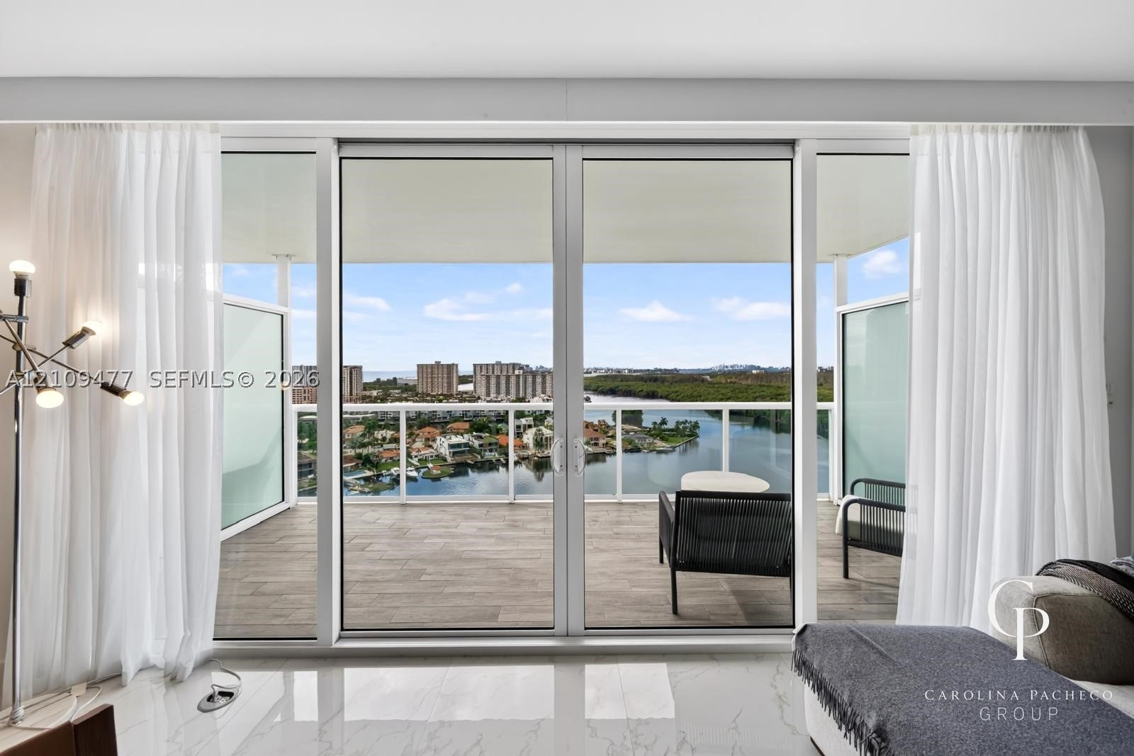 400 Sunny Isles Blvd 1904