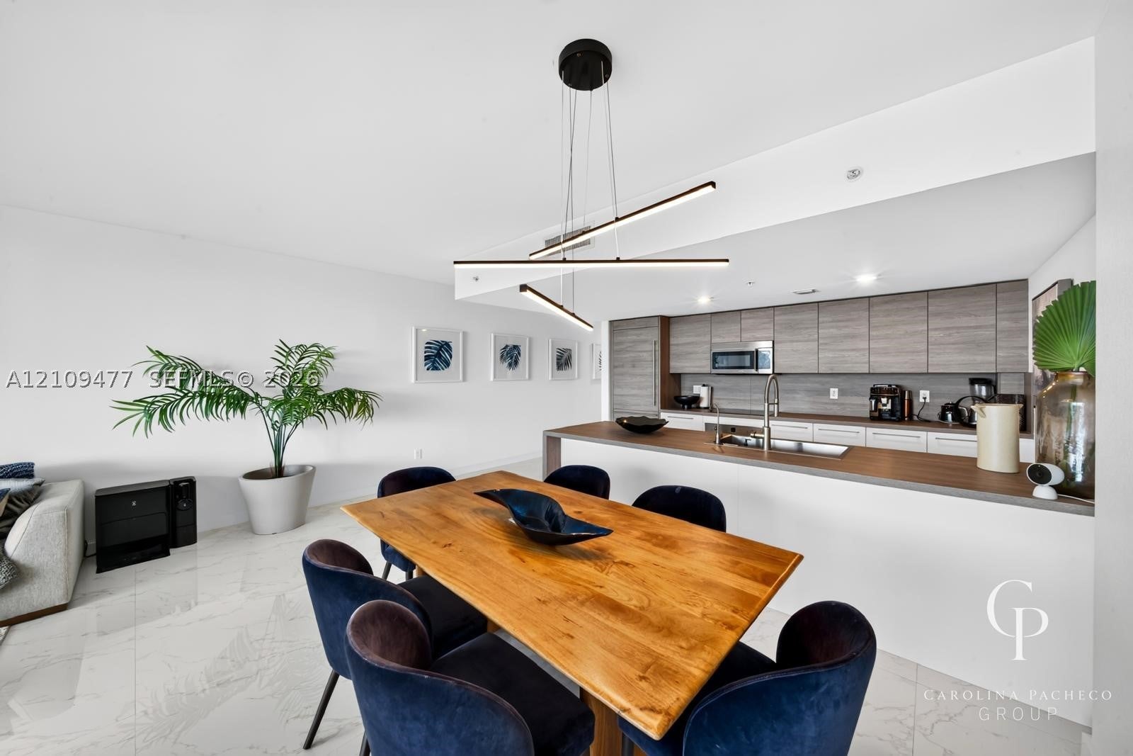 400 Sunny Isles Blvd 1904