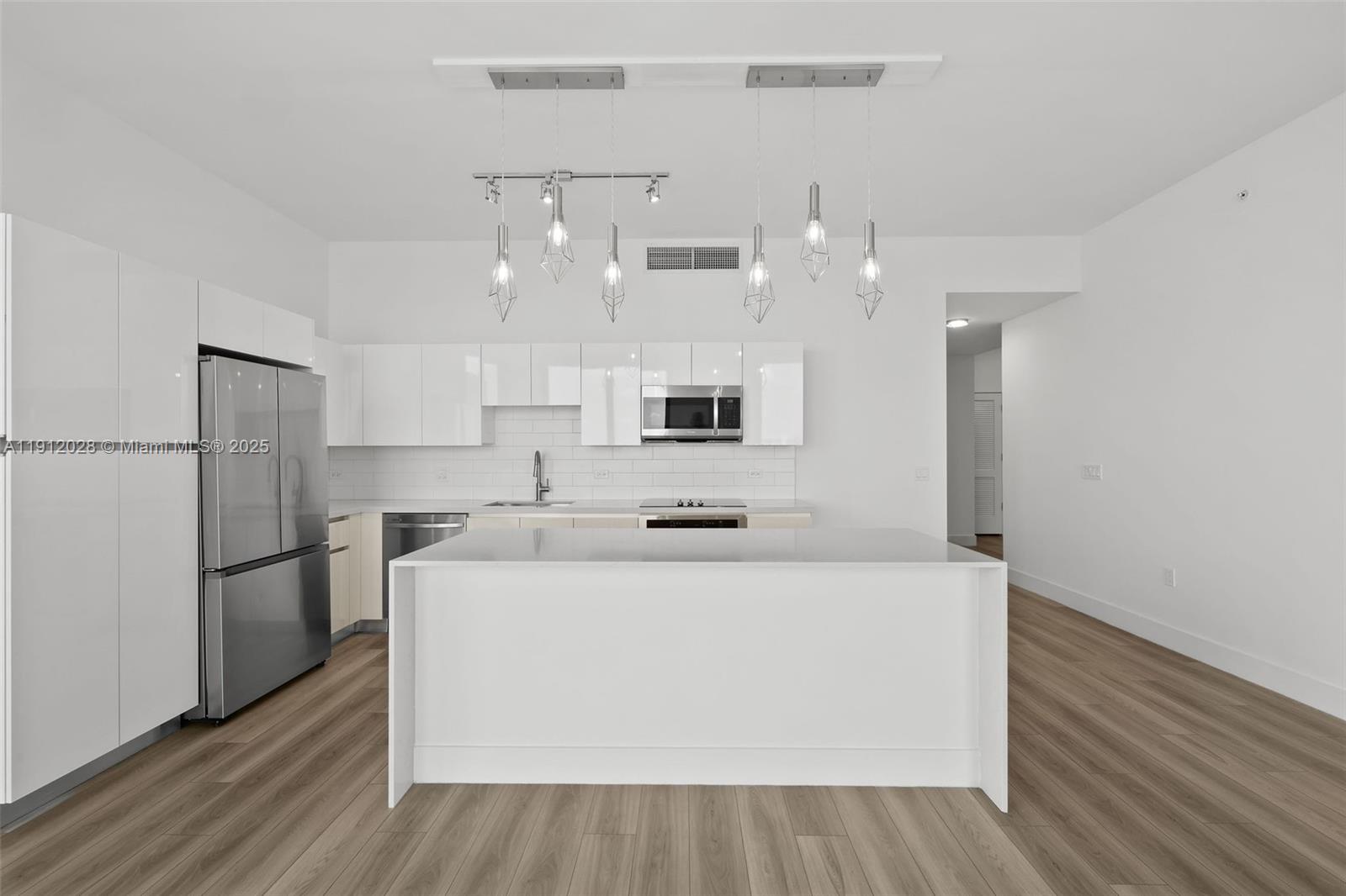 Slate Hallandale - Residential Lease