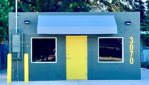 3070 NW 46th St Miami FL 33142