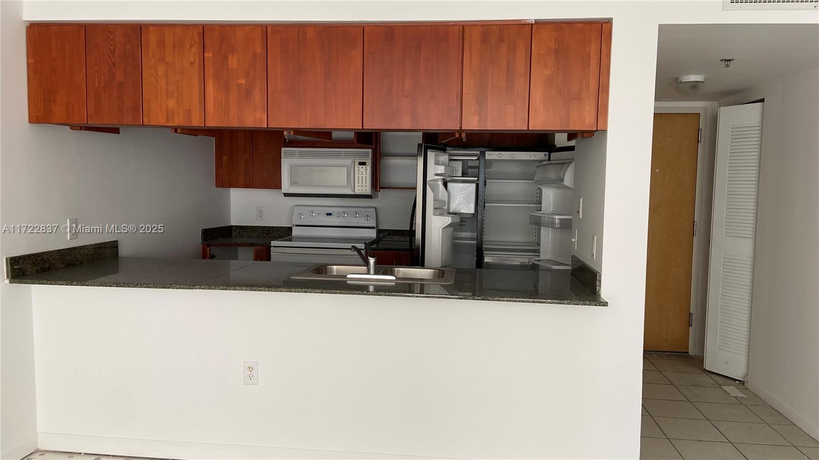 1200 Brickell Bay Dr 2007