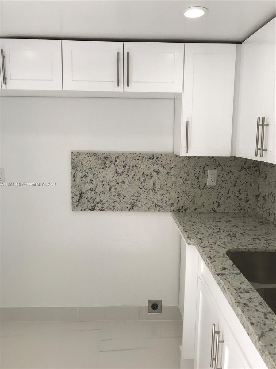 GABLES NORTH CONDO - Residential Lease