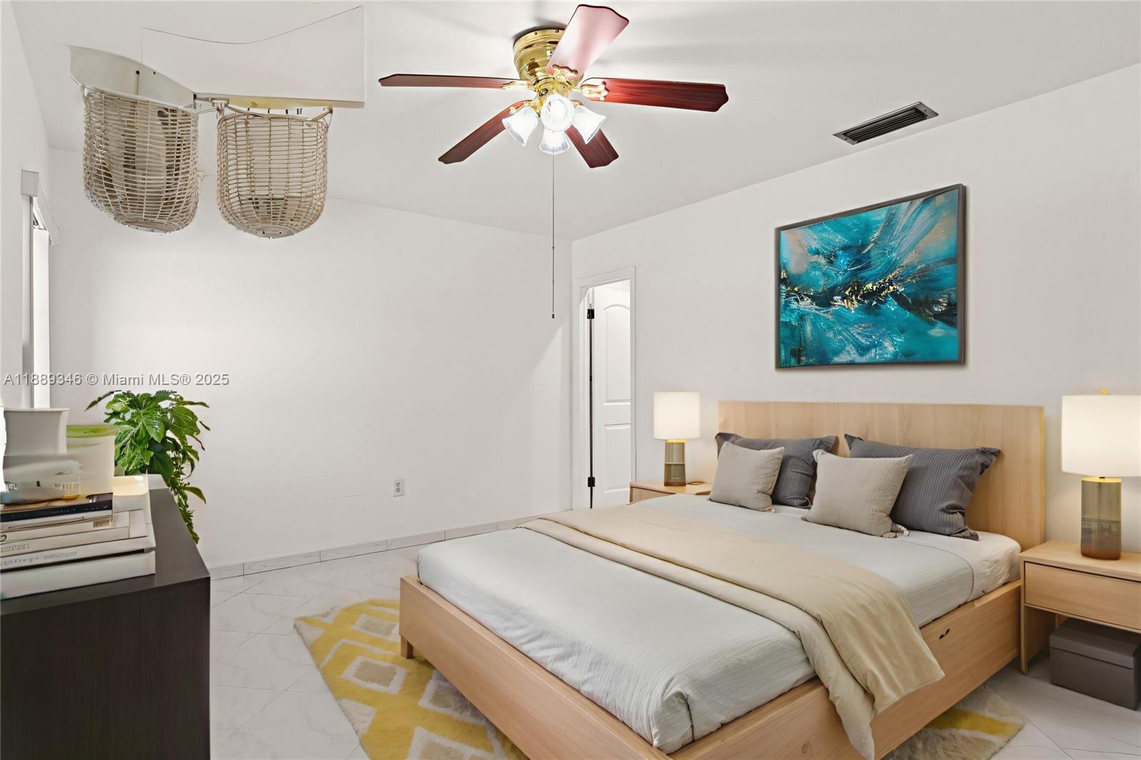 ALTOS DEL MAR NO 5 - Residential