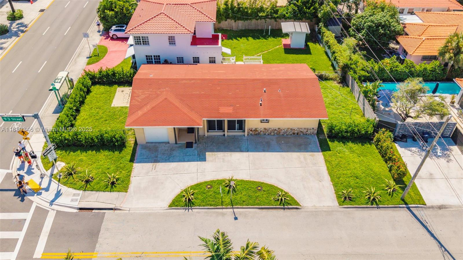 ALTOS DEL MAR NO 5 - Residential