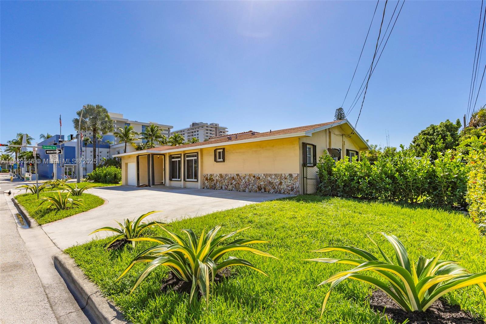 ALTOS DEL MAR NO 5 - Residential