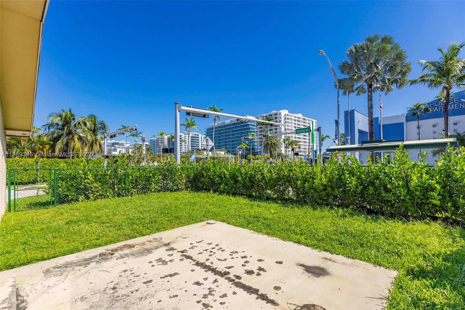 ALTOS DEL MAR NO 5 - Residential