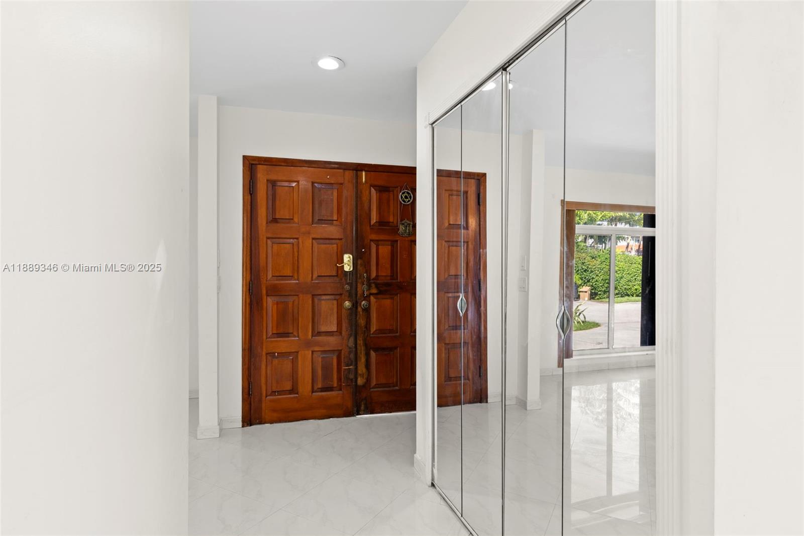 ALTOS DEL MAR NO 5 - Residential