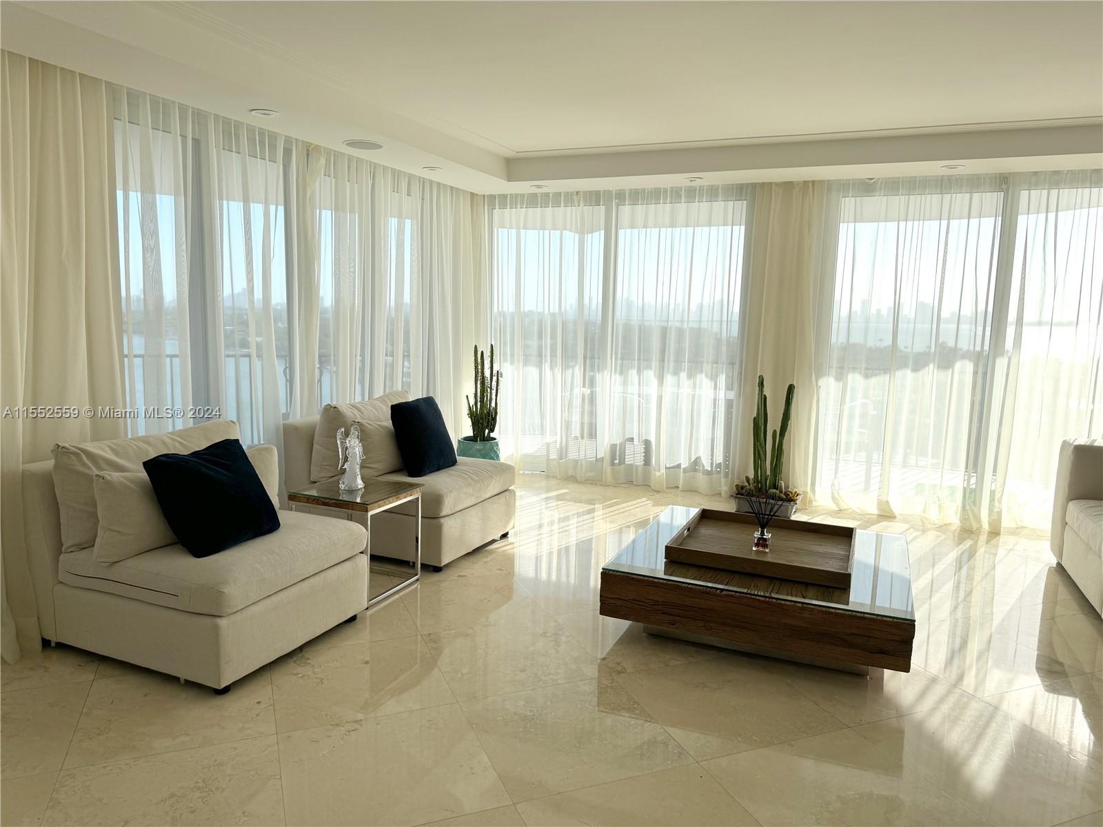 FIFTY SIX-SIXTY COLLINS A - Residential