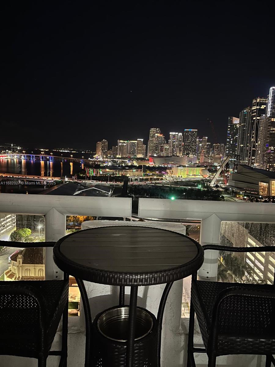 THE GRAND FKA VENETIA - Residential Lease