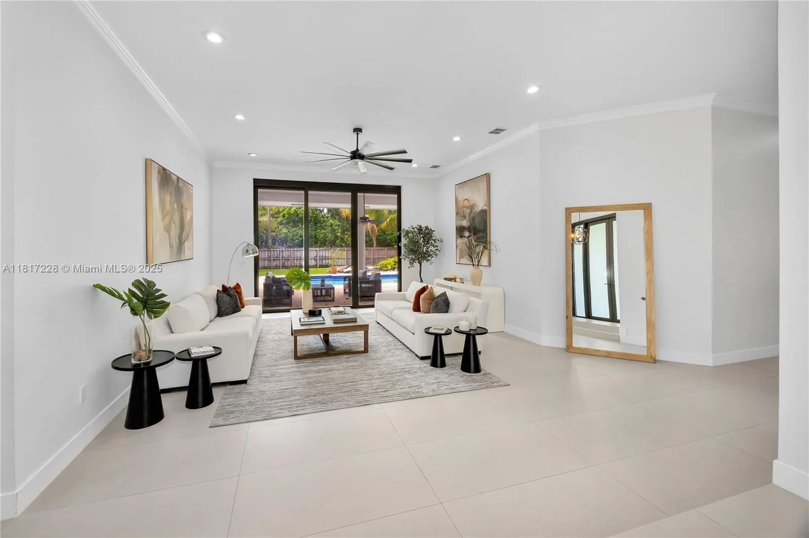 Palmetto Bay, Florida 33158, United States, 5 Bedrooms Bedrooms, ,5 BathroomsBathrooms,Residential,Active,146567