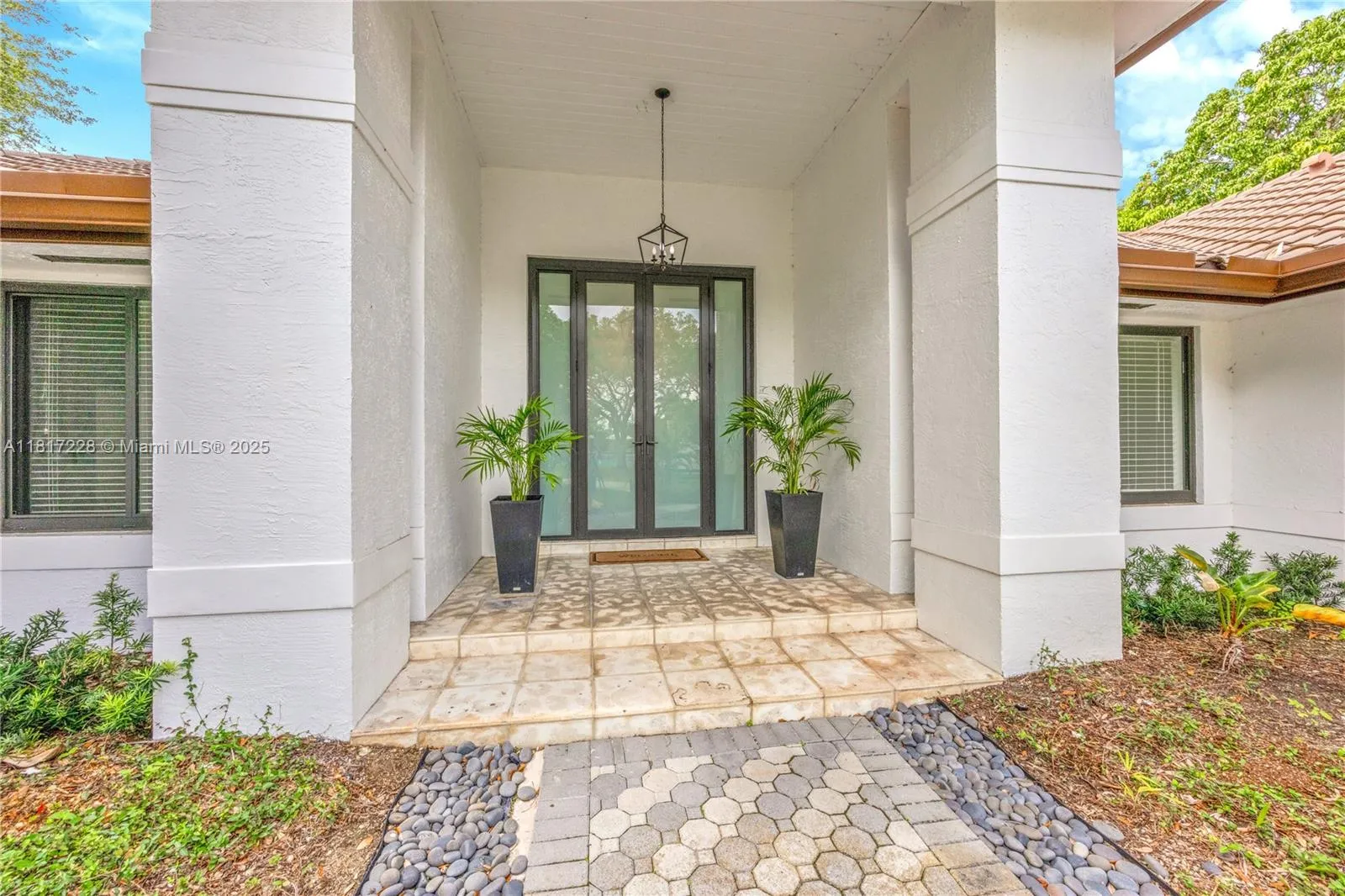 Palmetto Bay, Florida 33158, United States, 5 Bedrooms Bedrooms, ,5 BathroomsBathrooms,Residential,Active,146567