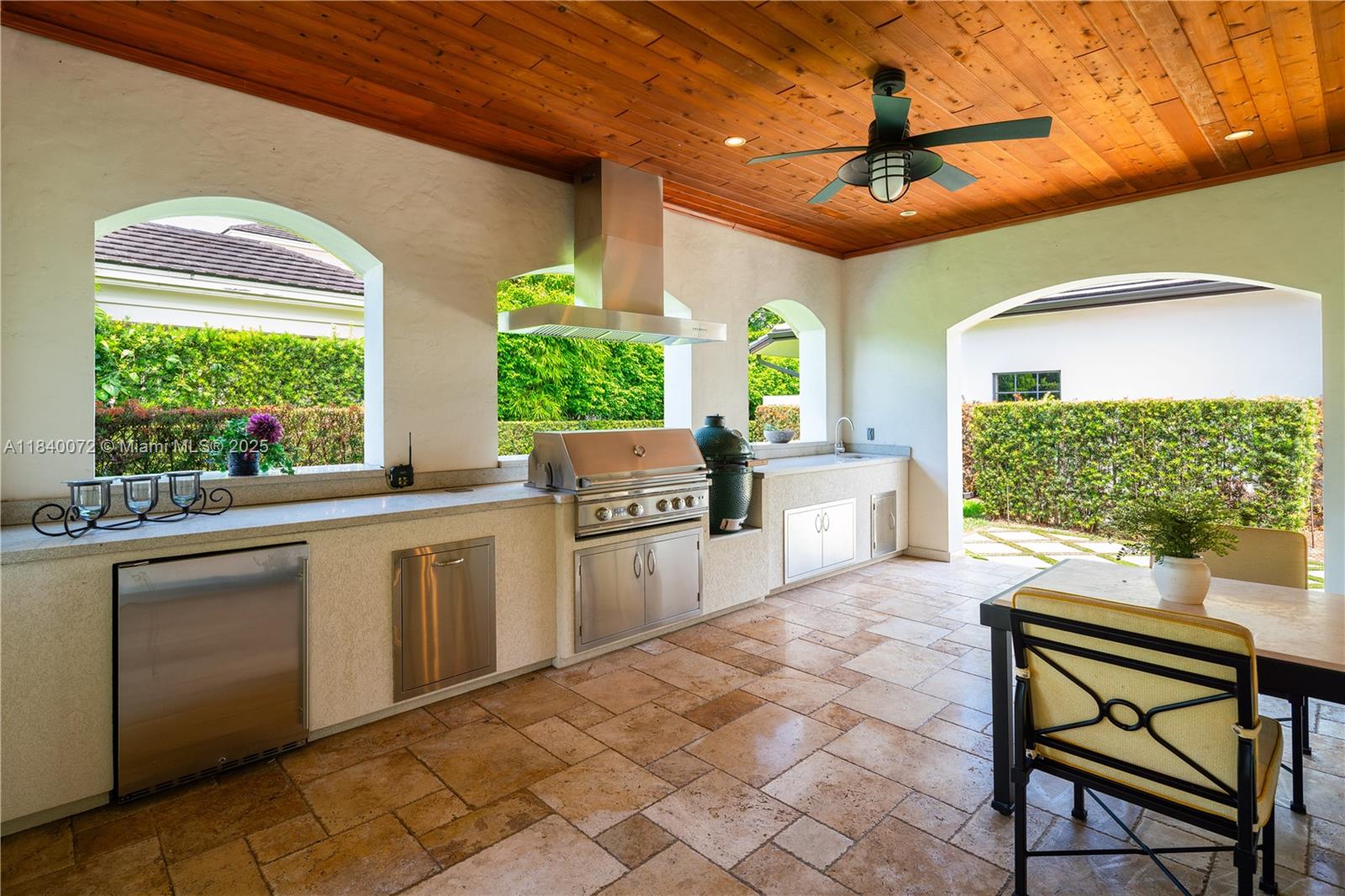 CORAL GABLES RIVIERA SEC - Residential