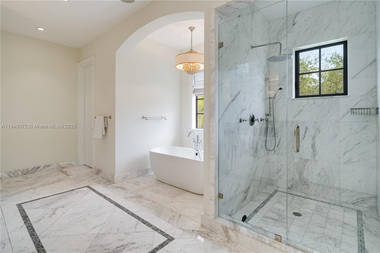 CORAL GABLES RIVIERA SEC - Residential