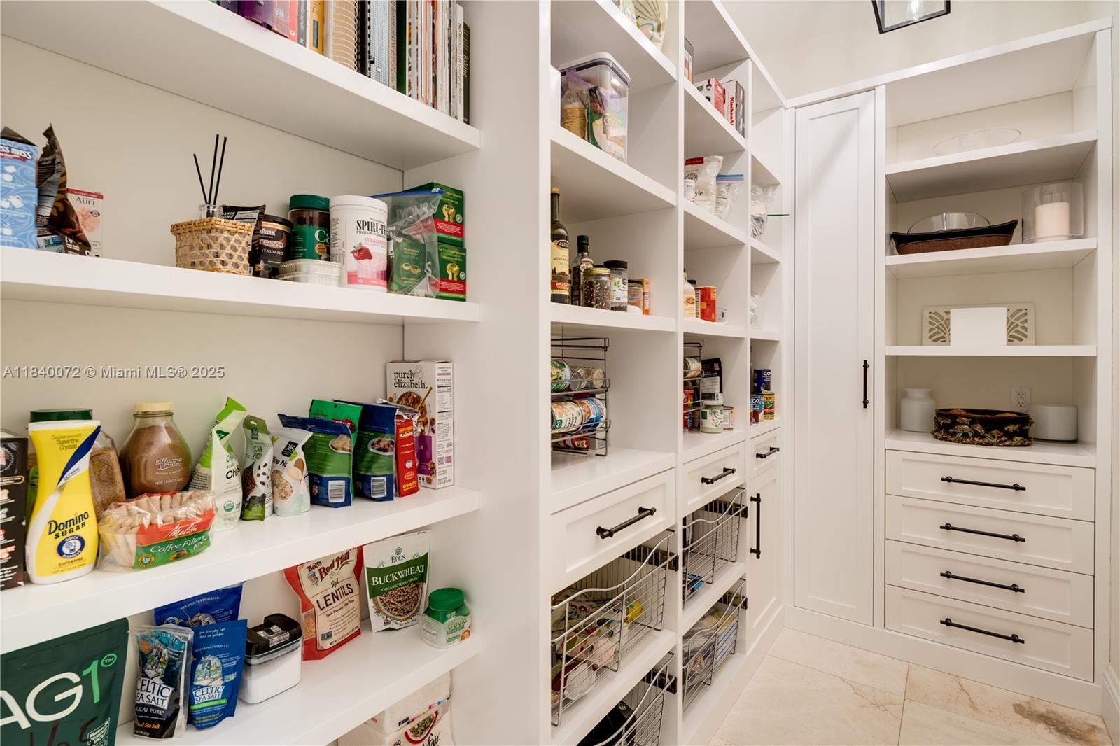 CORAL GABLES RIVIERA SEC - Residential