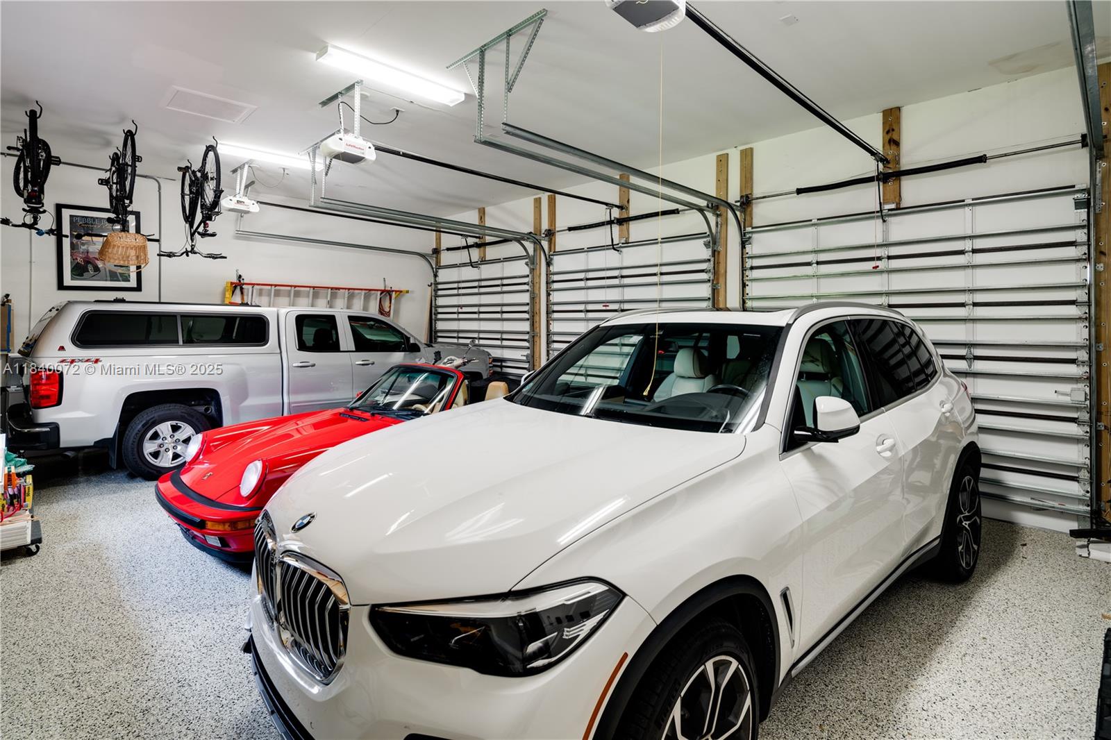 CORAL GABLES RIVIERA SEC - Residential