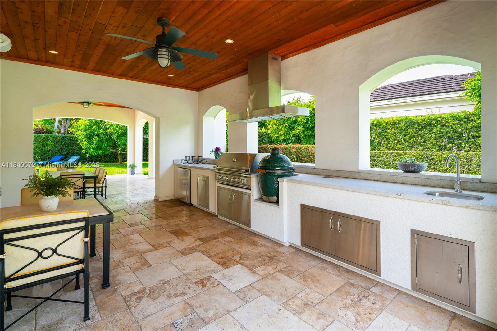 CORAL GABLES RIVIERA SEC - Residential