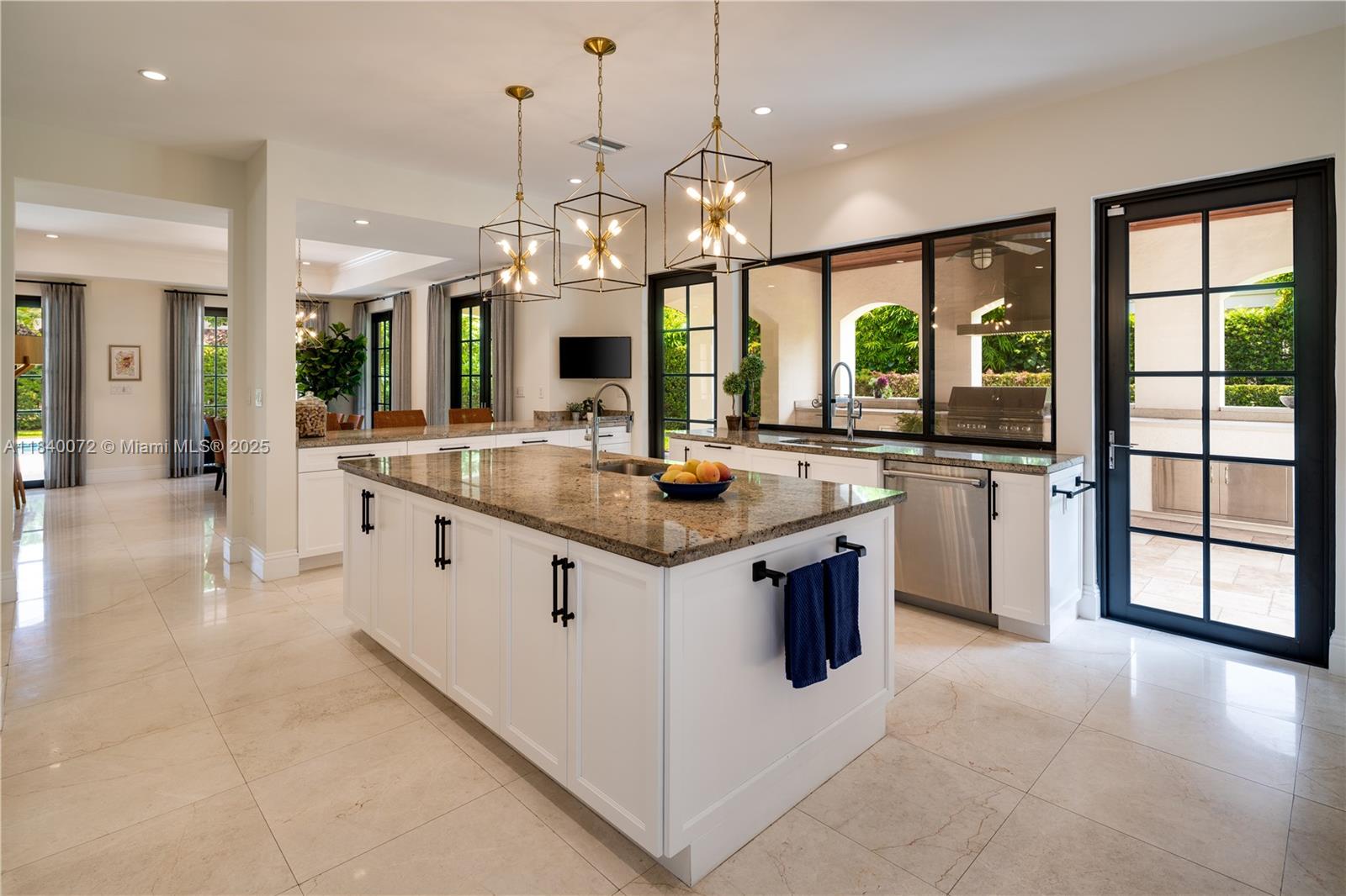 CORAL GABLES RIVIERA SEC - Residential