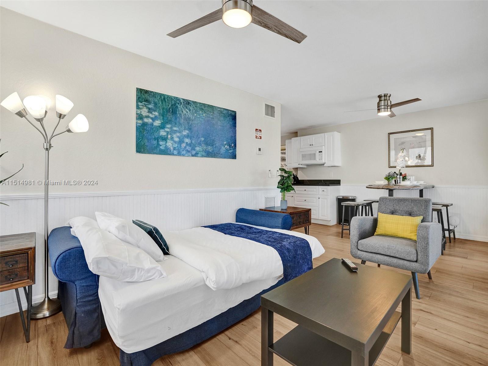 HOLLYWOOD BEACH - Residential Lease