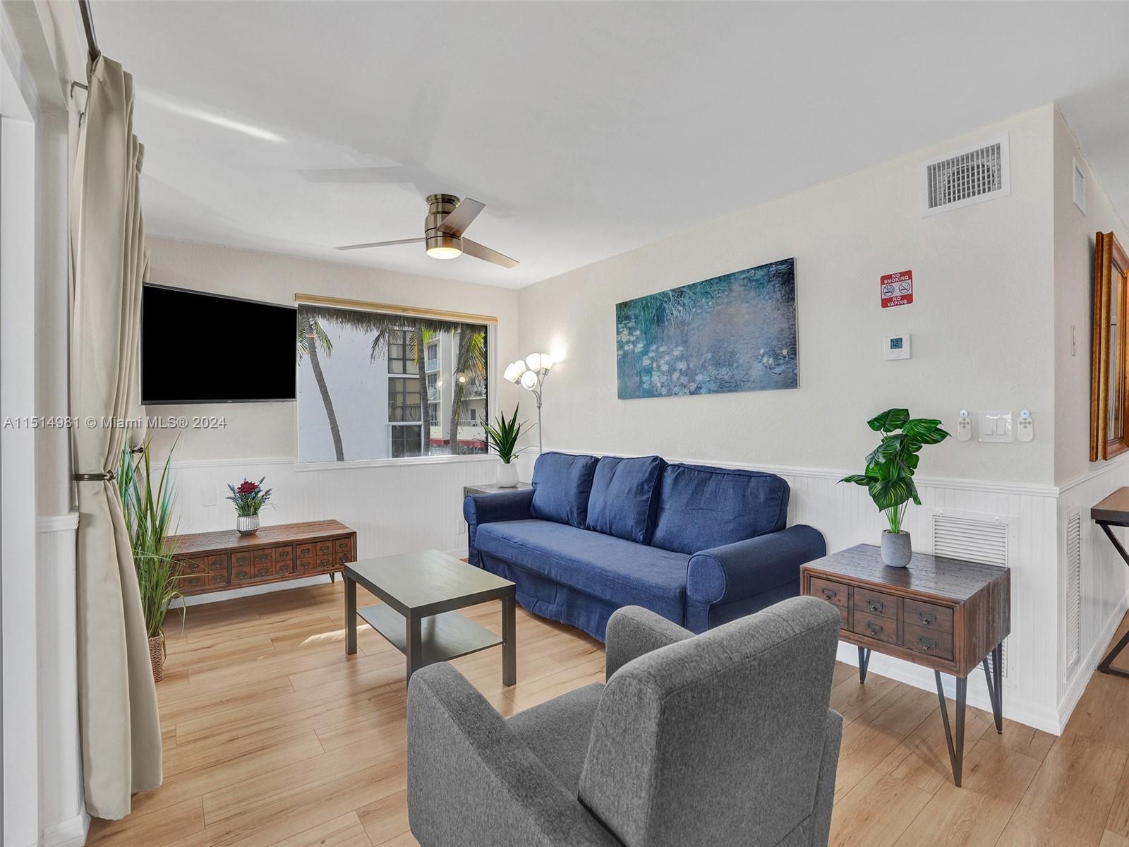 HOLLYWOOD BEACH - Residential Lease