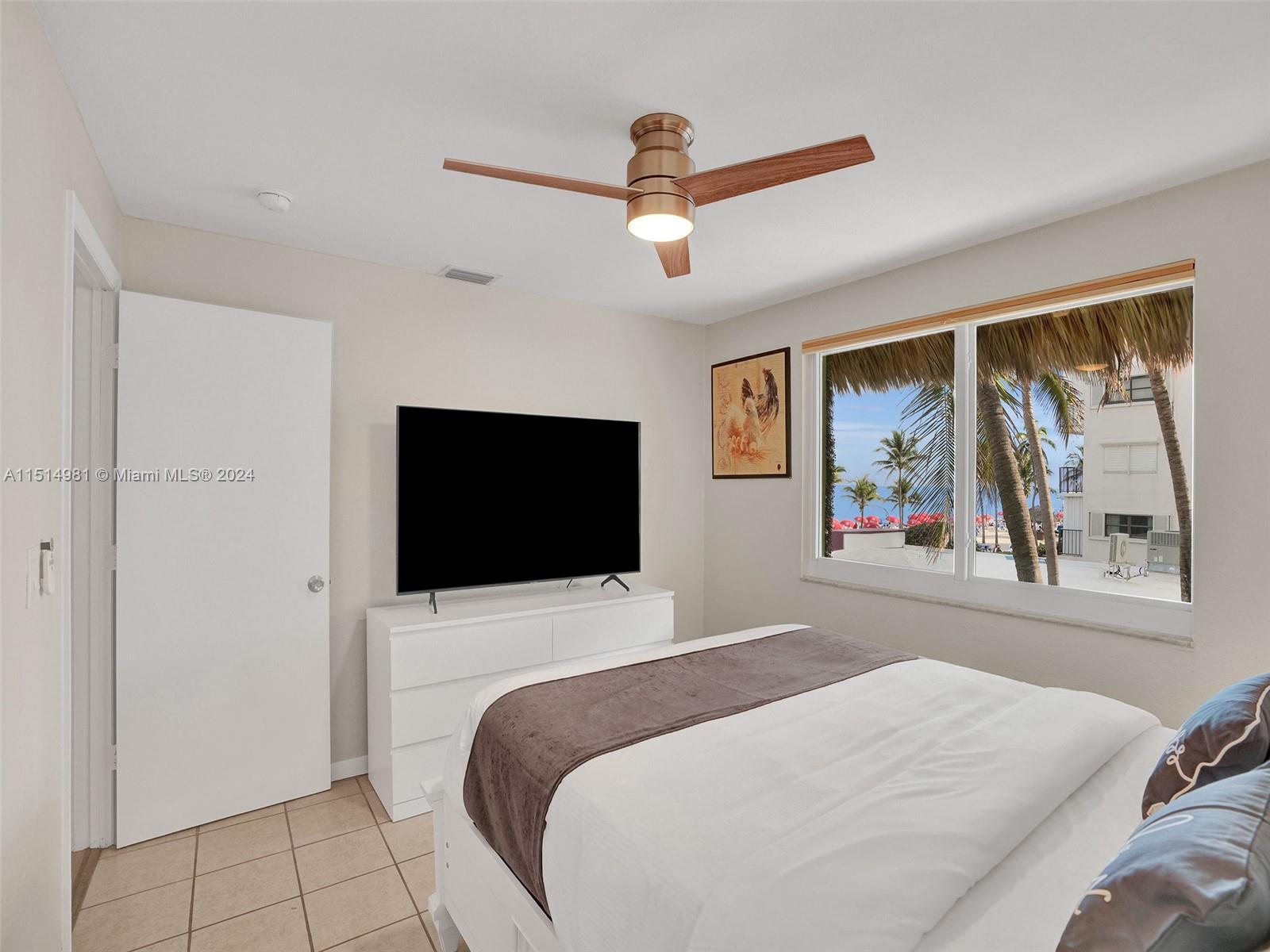 HOLLYWOOD BEACH - Residential Lease