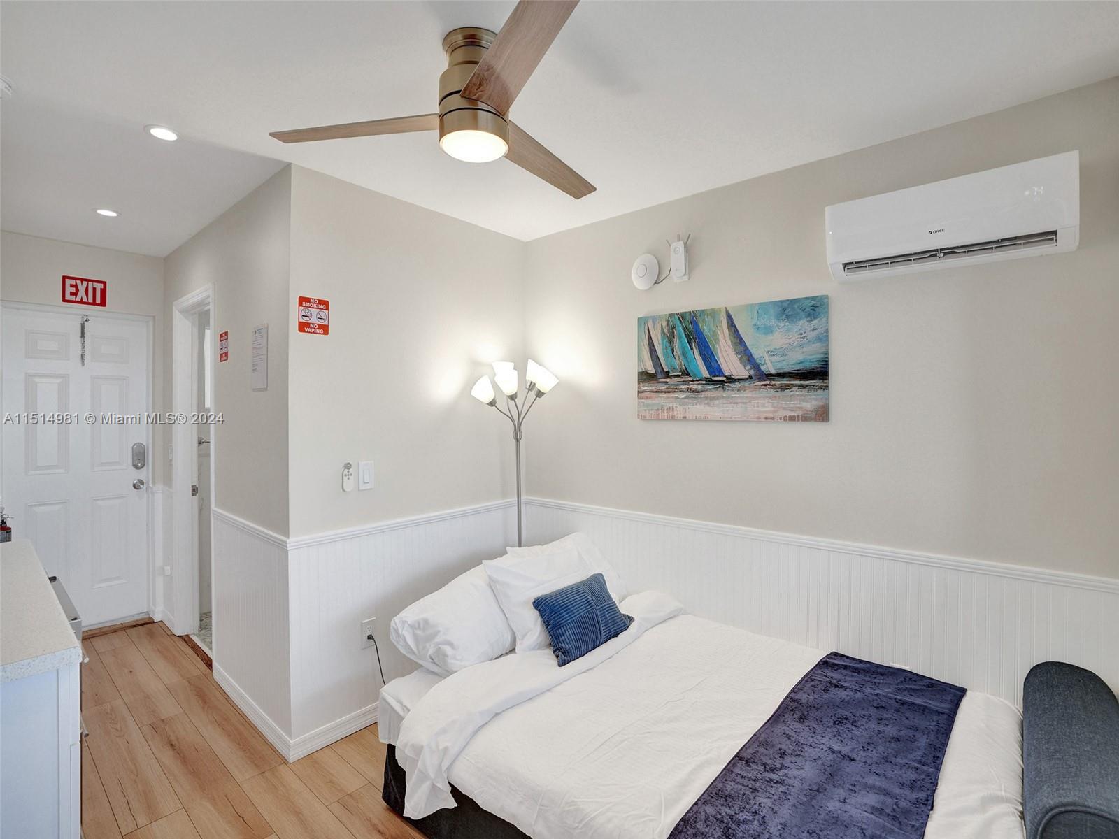 HOLLYWOOD BEACH - Residential Lease