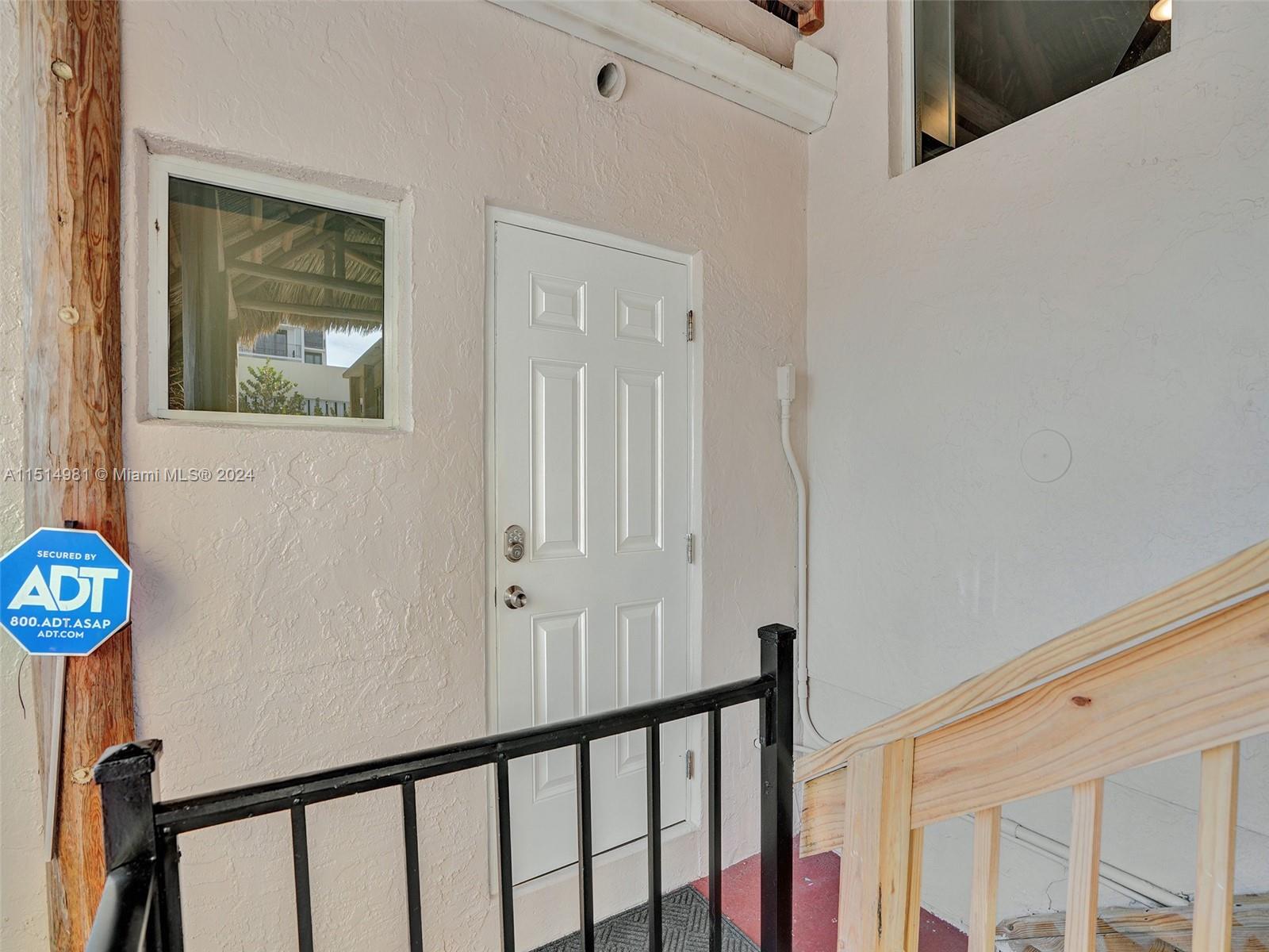 HOLLYWOOD BEACH - Residential Lease