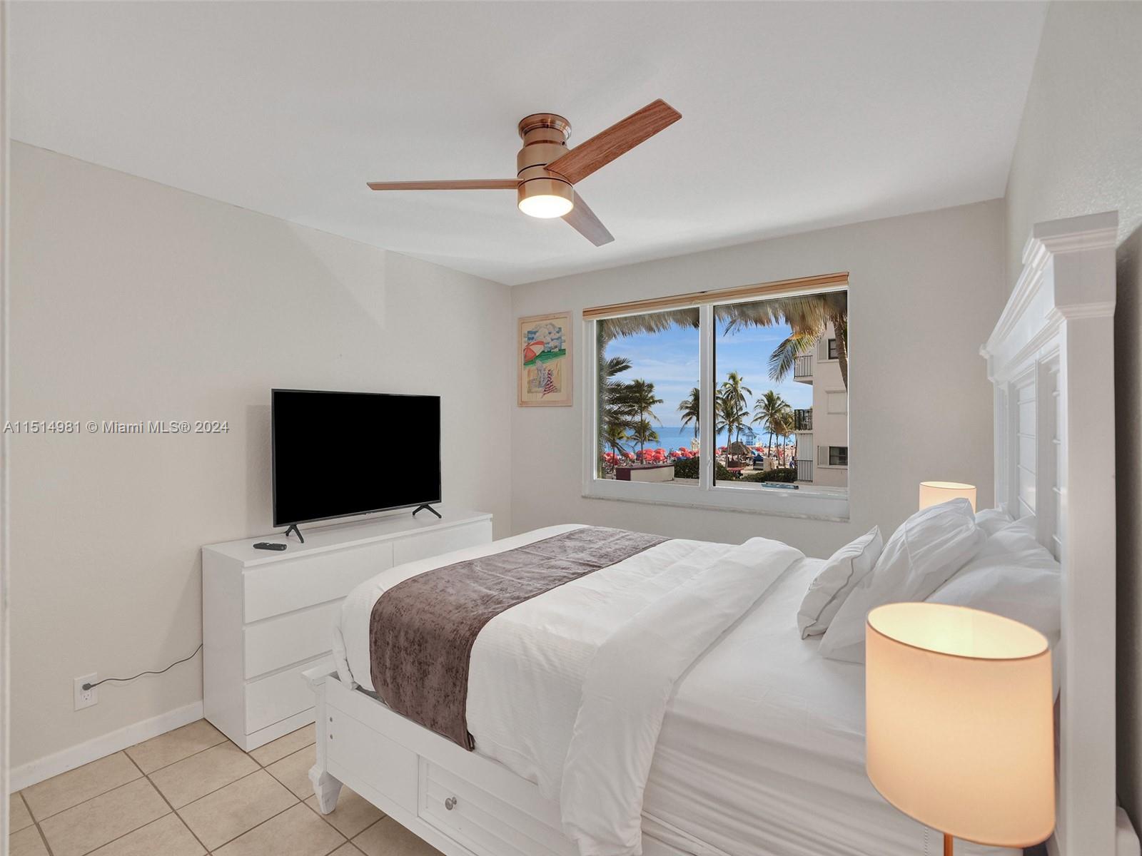 HOLLYWOOD BEACH - Residential Lease