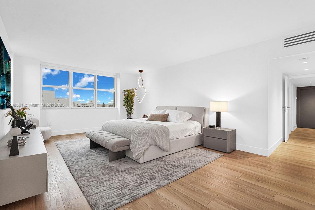 CARAVELLE CONDO - Residential