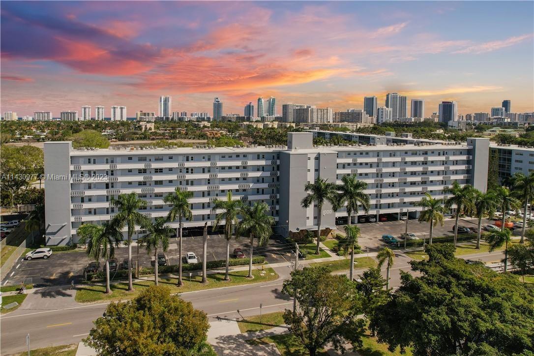 FAIRWAYS ROYALE CONDO - Residential