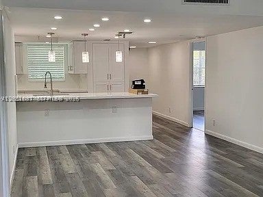198 NW 67th St 301, Boca Raton FL 33487