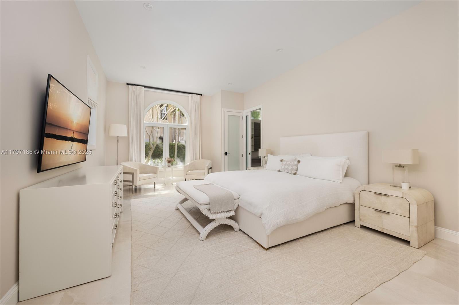 YE LITTLE WOODS 1ST ADDN - Residential