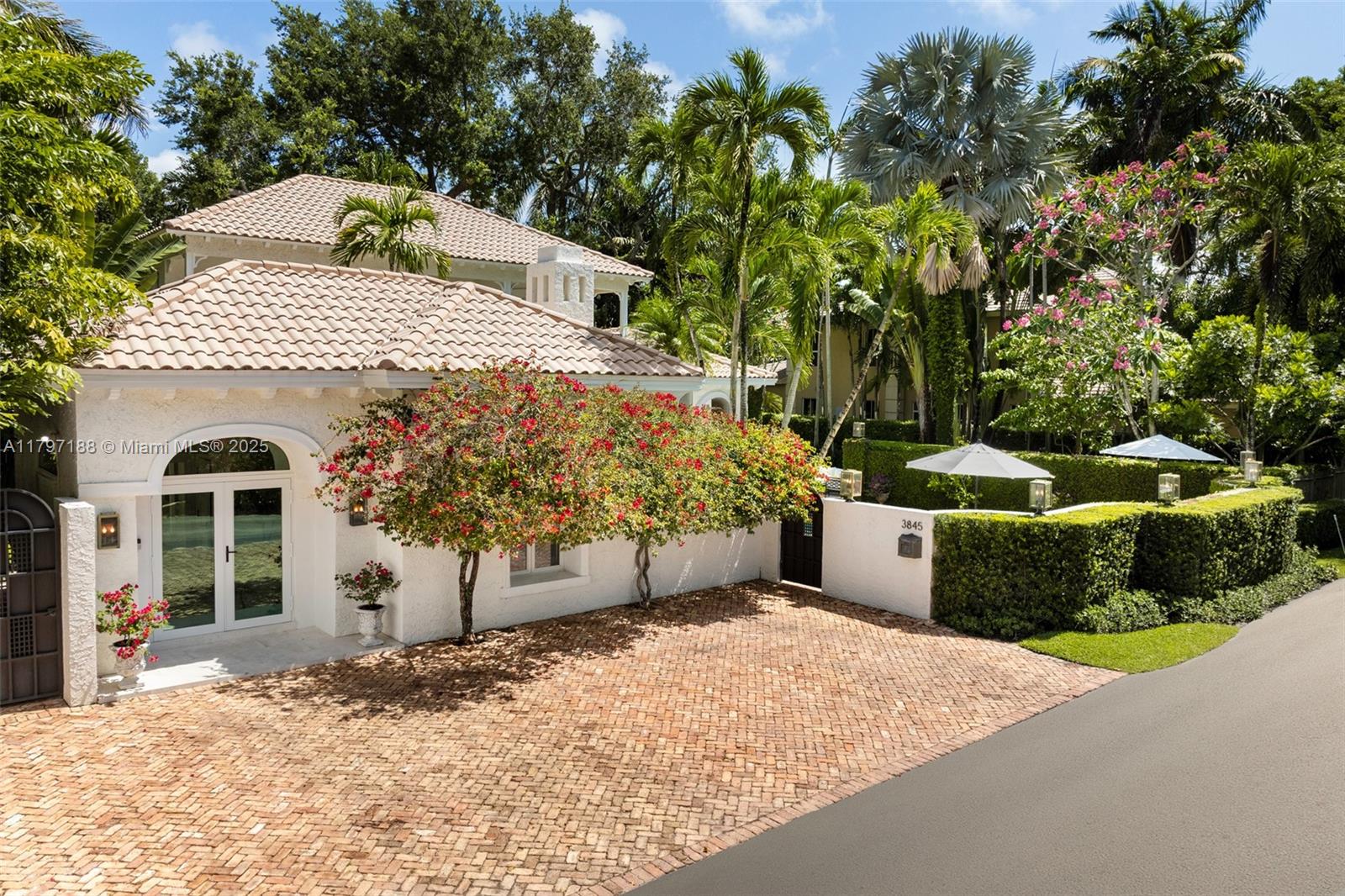Property for Sale at 3845 Wood Ave, Coconut Grove, Broward County, Florida - Bedrooms: 4 
Bathrooms: 5  - $5,500,000