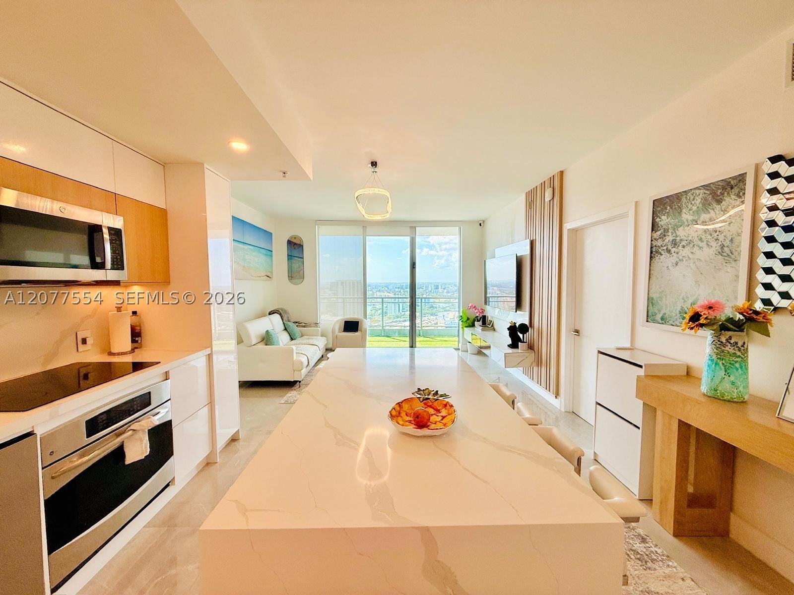 90 SW 3rd St 3306