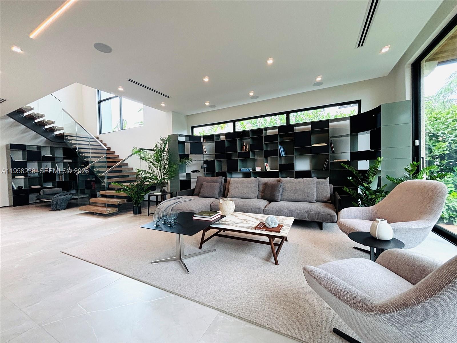 LA GORCE GOLF SUB - Residential