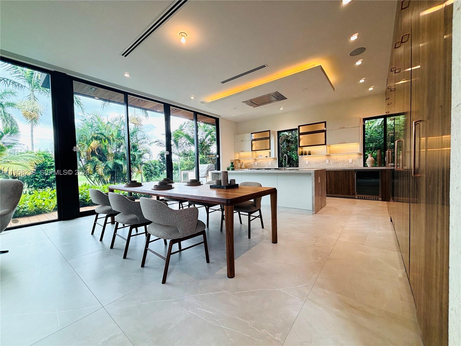 LA GORCE GOLF SUB - Residential