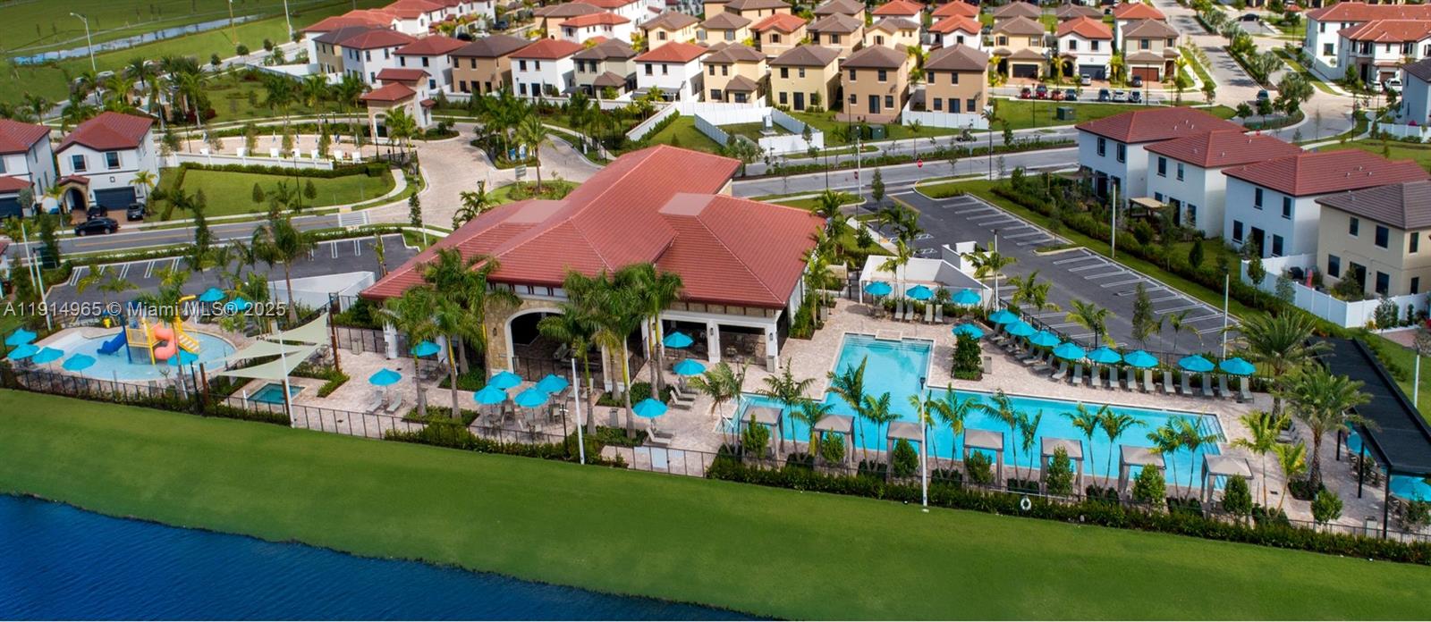 AQUABELLA NORTH REPLAT - Residential Lease