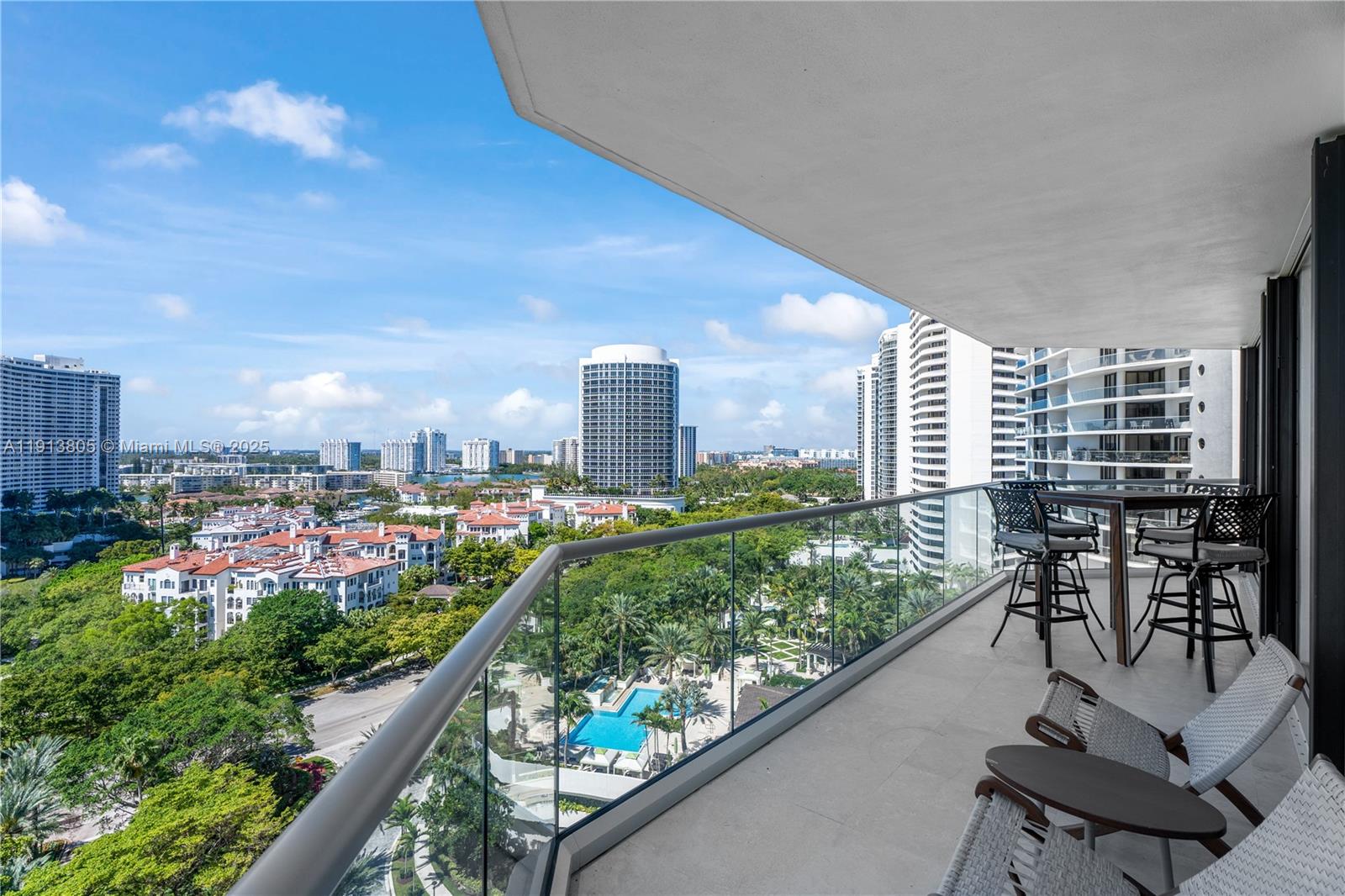 2600 ISL BLVD WILLIAMS IS - Residential