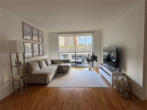 3300 NE 191st St 418 Aventura FL 33180